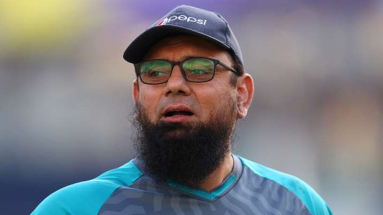 Mushtaq Saqlain Imresizer