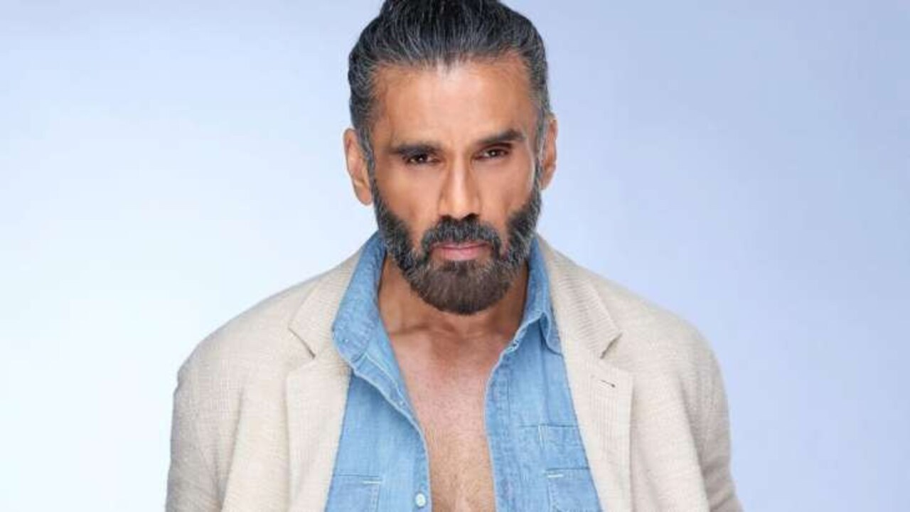 Sunil Shetty Imresizer Single