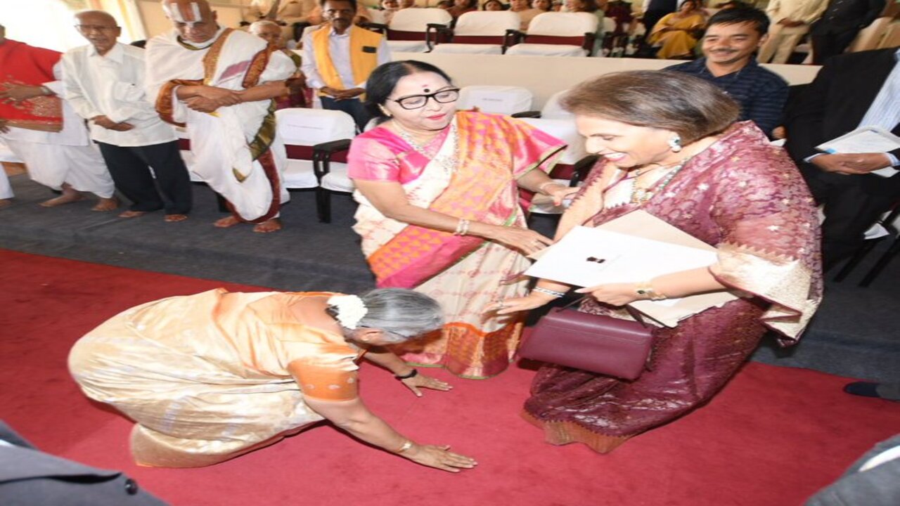 Sudha Murthy