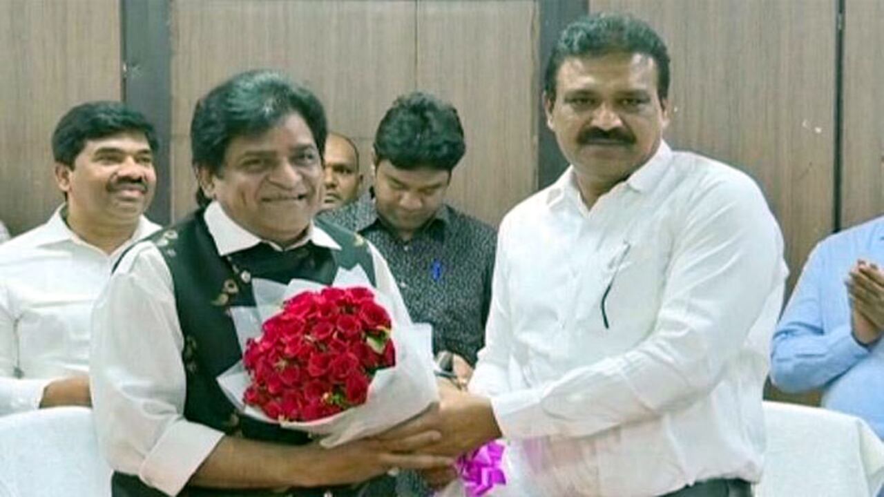 Ali Takes Charge