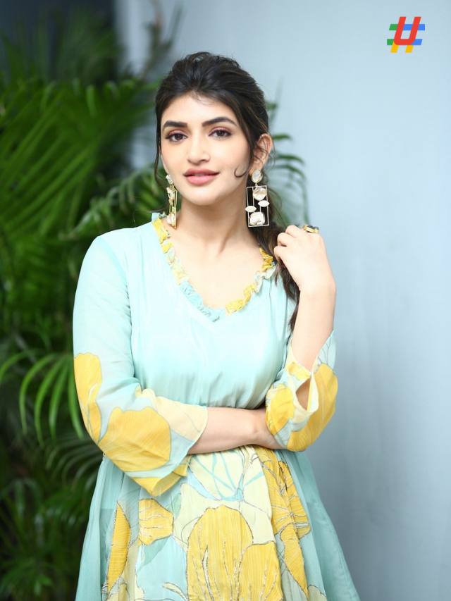 Sreeleela Interview Pics
