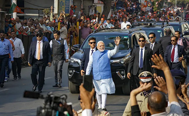 modi tour