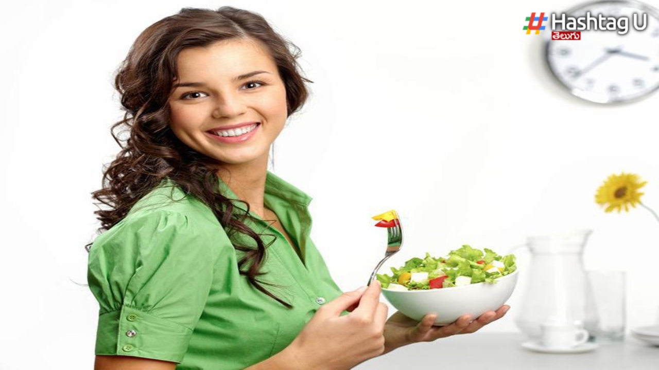 Eat These Foods For Shiny Teeth..!