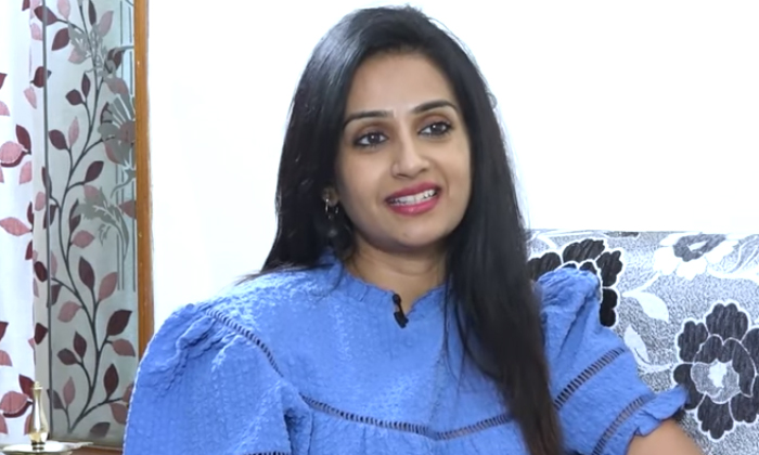 Actress Laya Comments About Her Assets Detailsa
