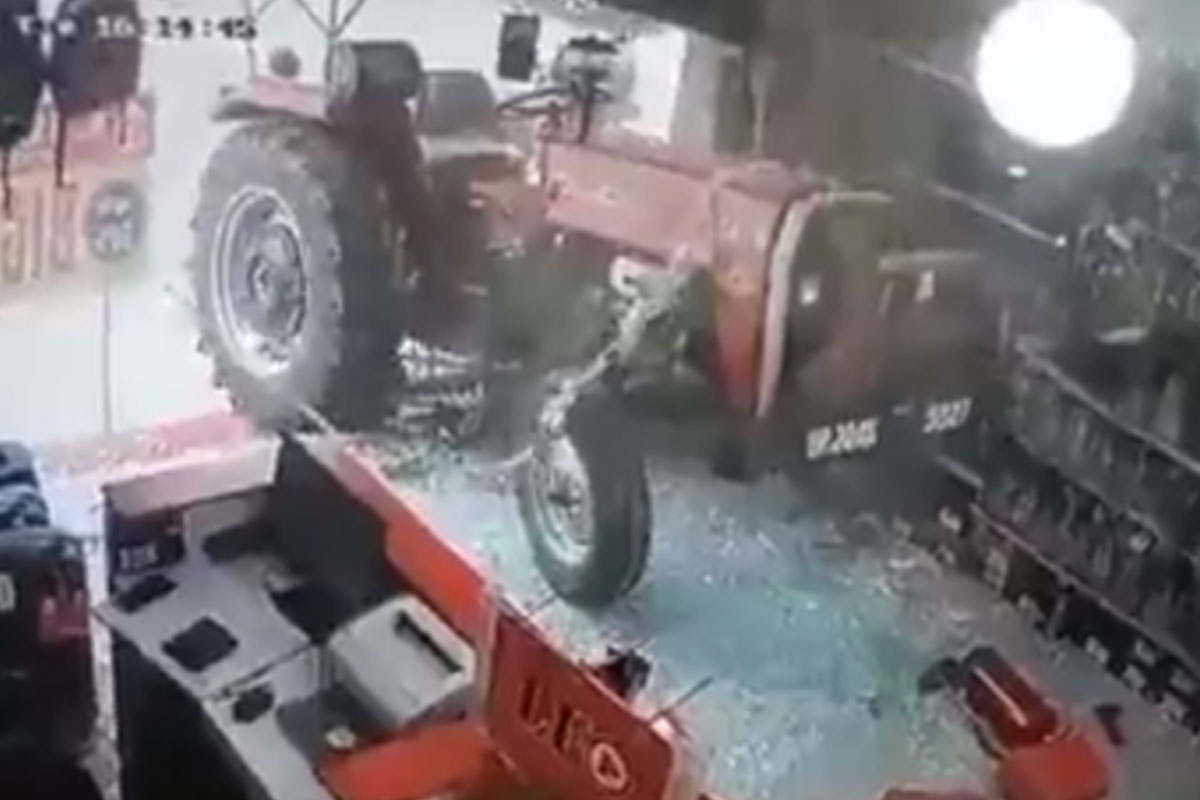 Tractor