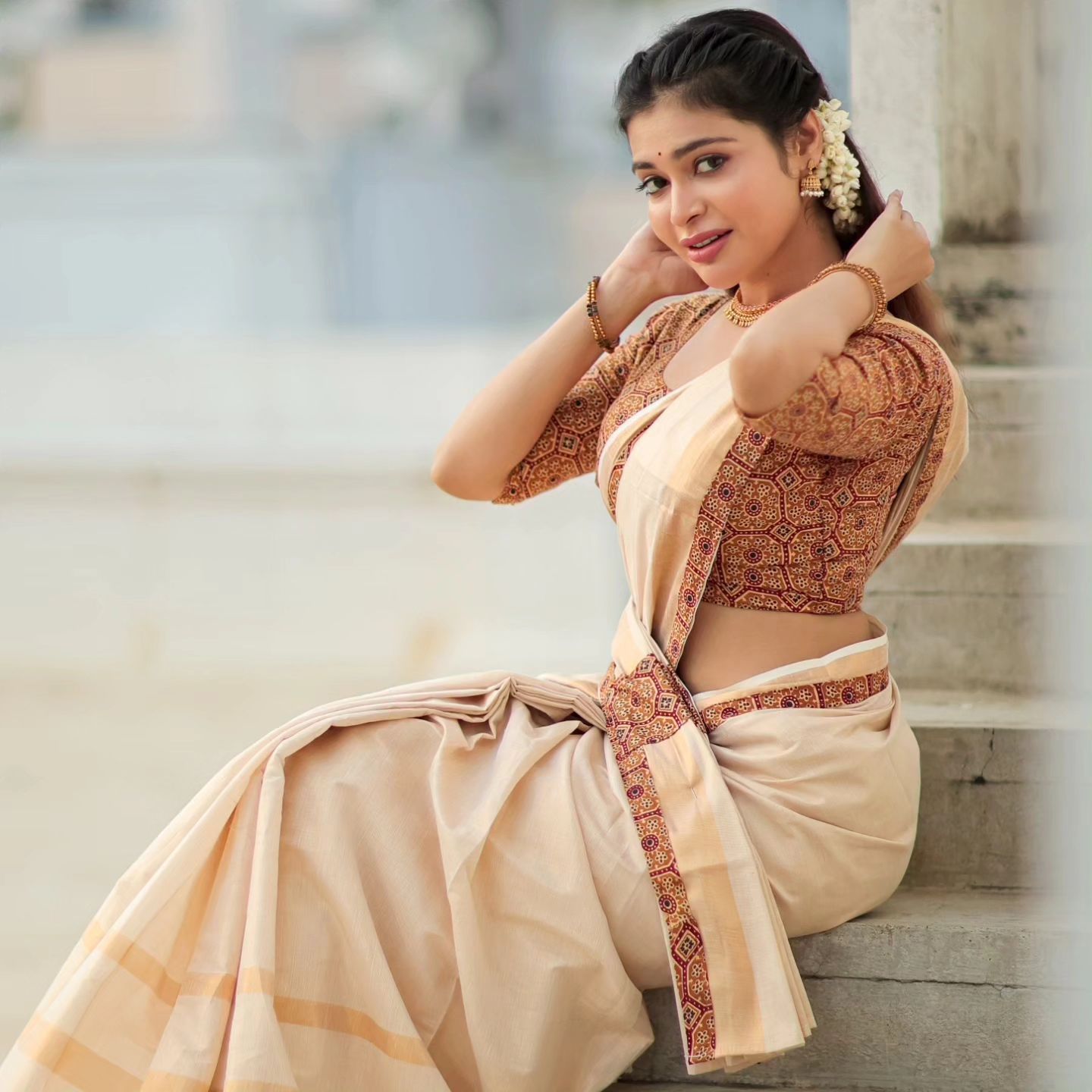 Dharsha Gupta (2)