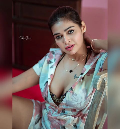Dharsha Gupta (25)