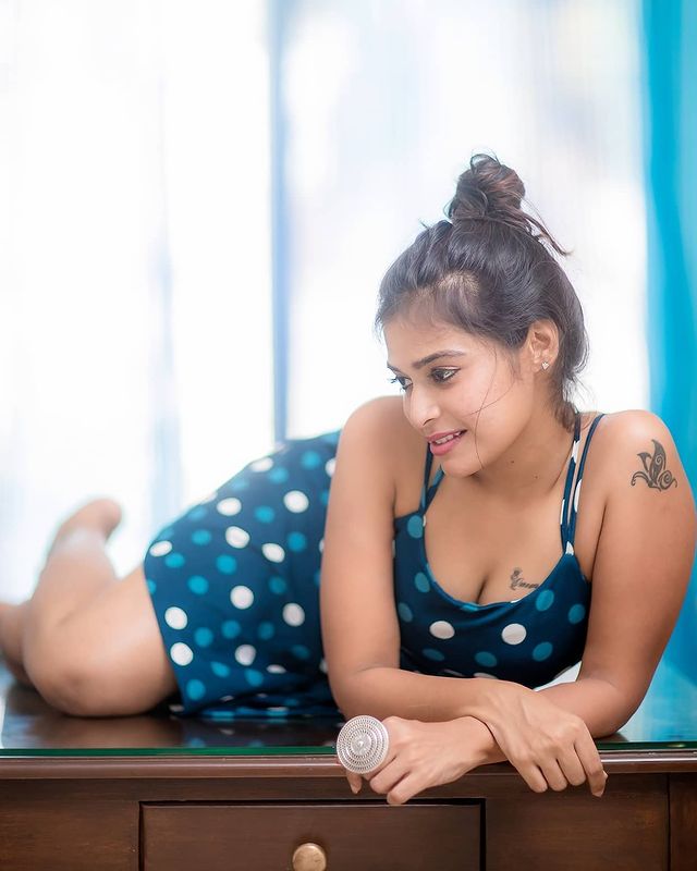 Dharsha Gupta (37)