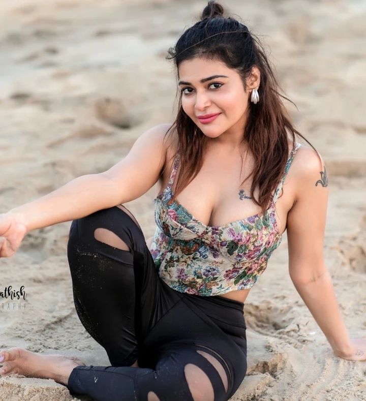 Dharsha Gupta (6)