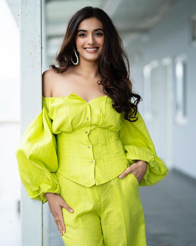 Divyansha Kaushik (13)