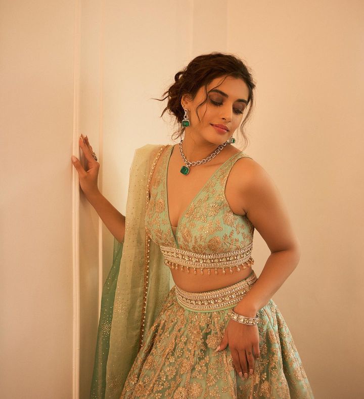 Divyansha Kaushik (8)