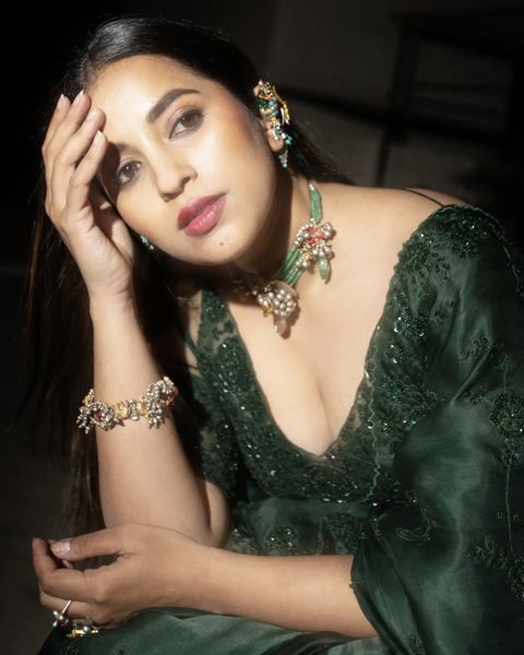 Komalee Prasaad (13)