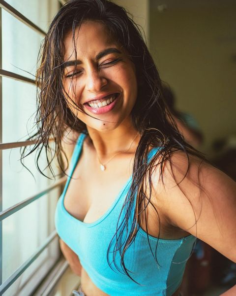Komalee Prasaad (26)