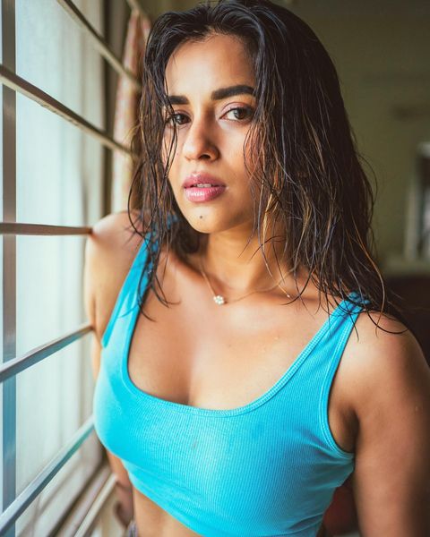Komalee Prasaad (27)