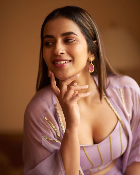 Komalee Prasaad (40)