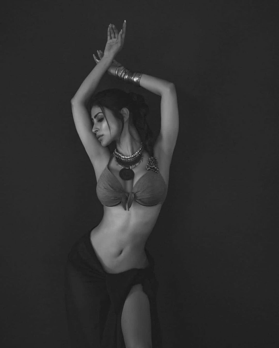 Mouni Roy Chromo Shot Pic