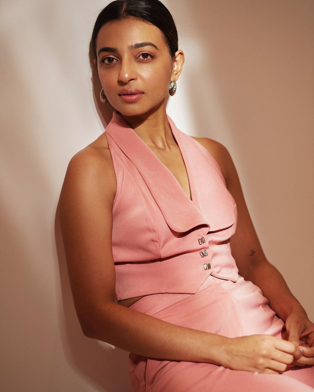 Radhika Apte (23)
