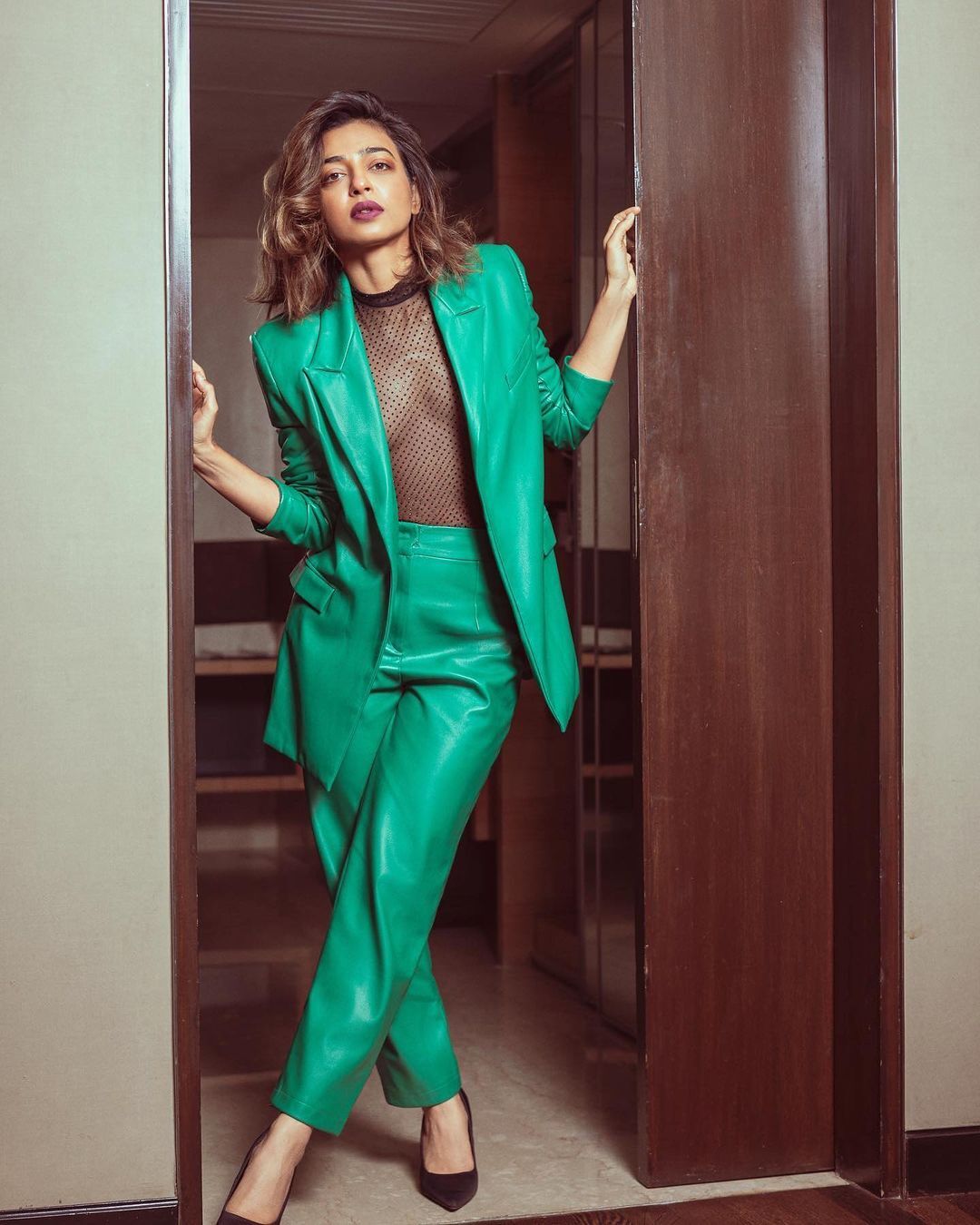 Radhika Apte (26)