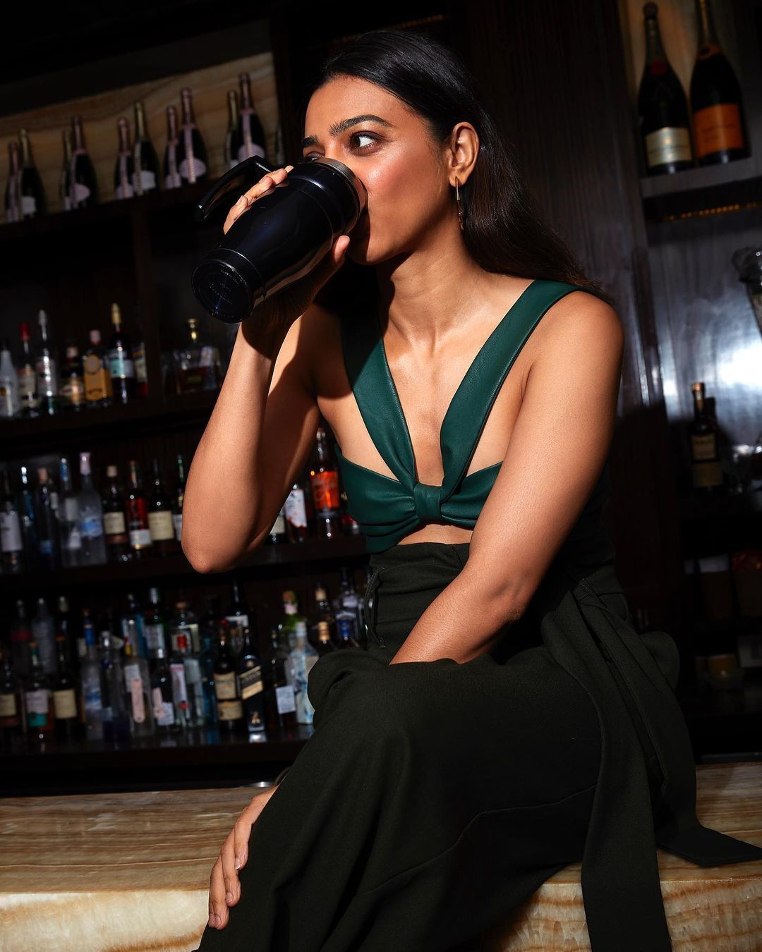 Radhika Apte (4)