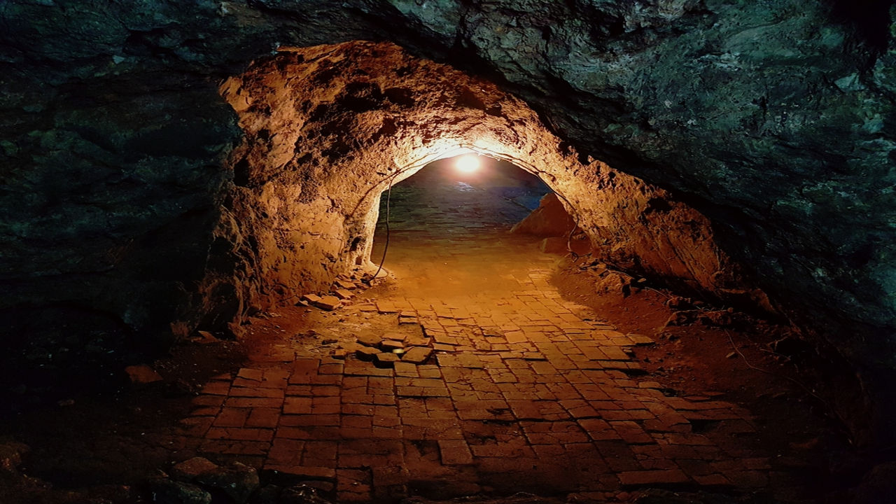 Tunnel