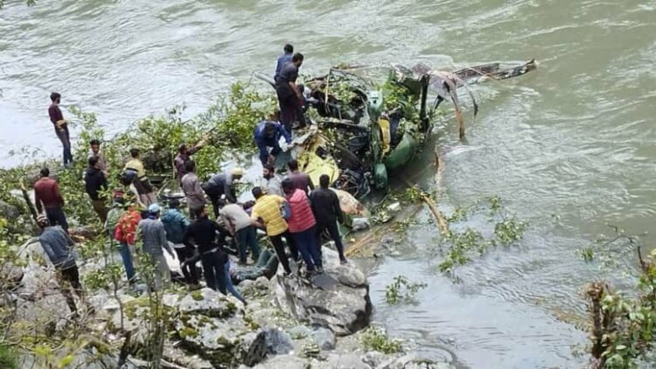 Army Helicopter Crashes