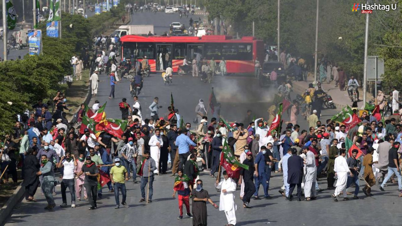Imran Arrest Public Protest