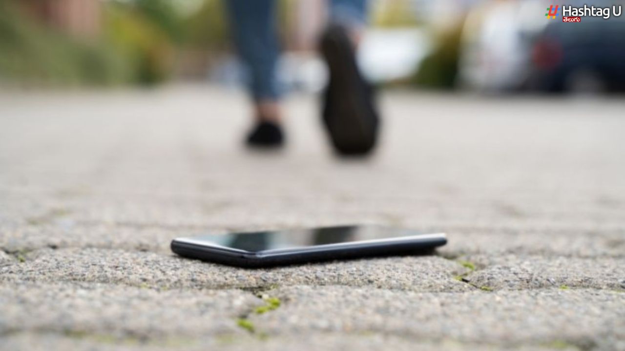 100 Phones Lost Per Day