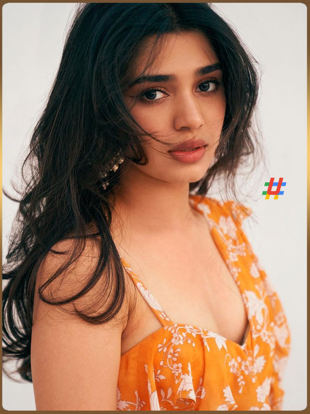 Kriti (2)