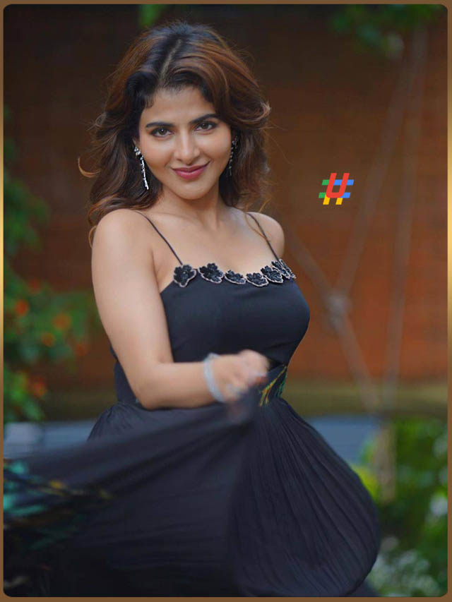 Iswarya (2)