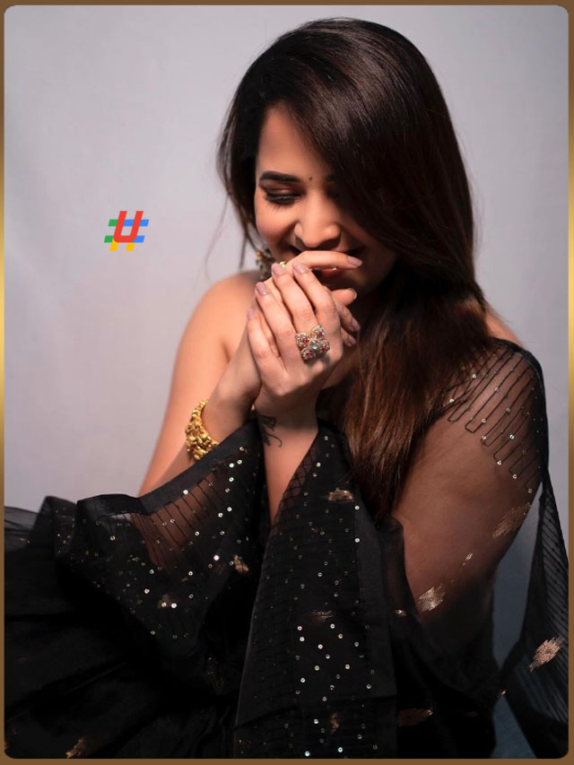Anasuya (3)