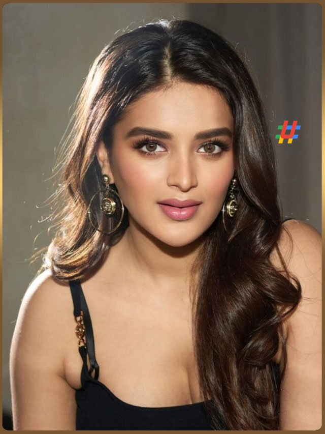 Nidhi (3)