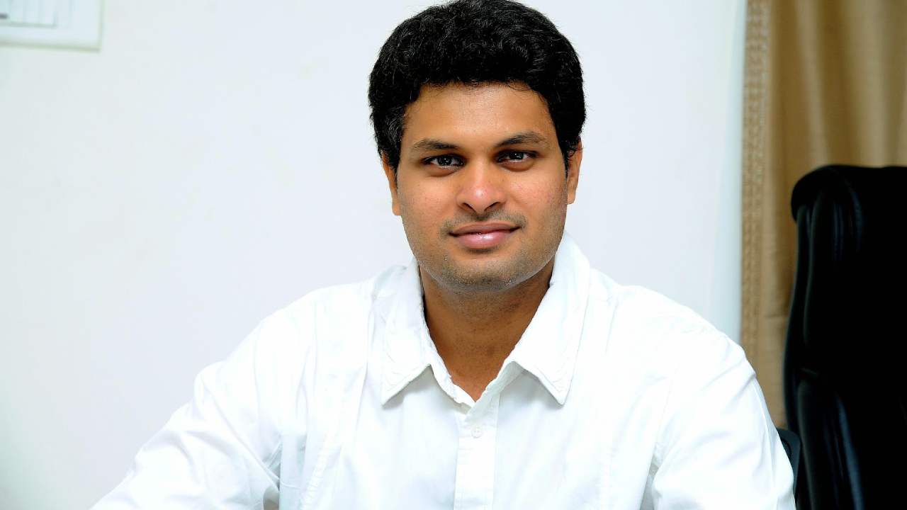 YSRCP Leader Karanam Venkatesh says he will contest as MLA from Chirala