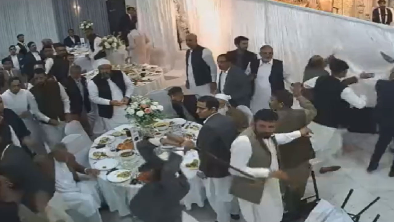 Man Does Not Get Mutton Pieces In Biryani