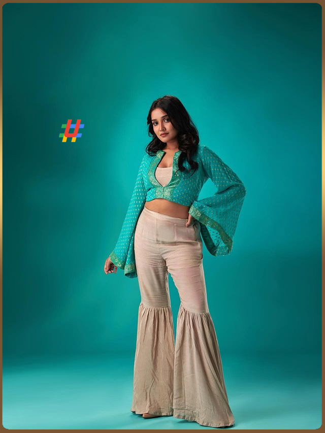 Anika (4)