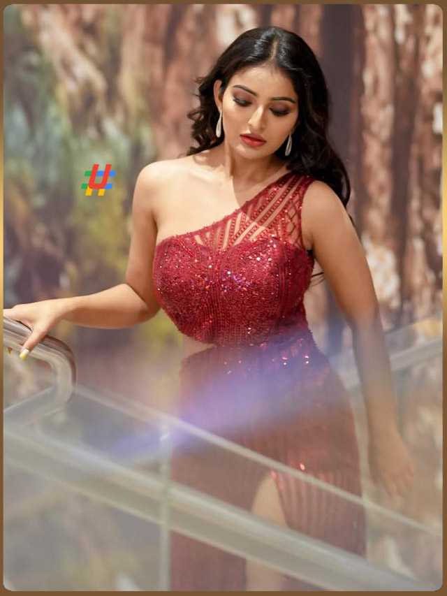 Ananya (3)