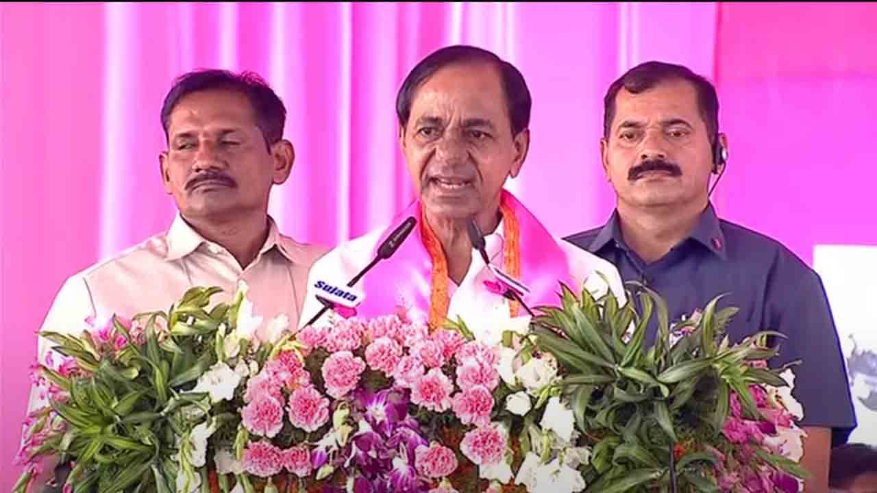 CM KCR