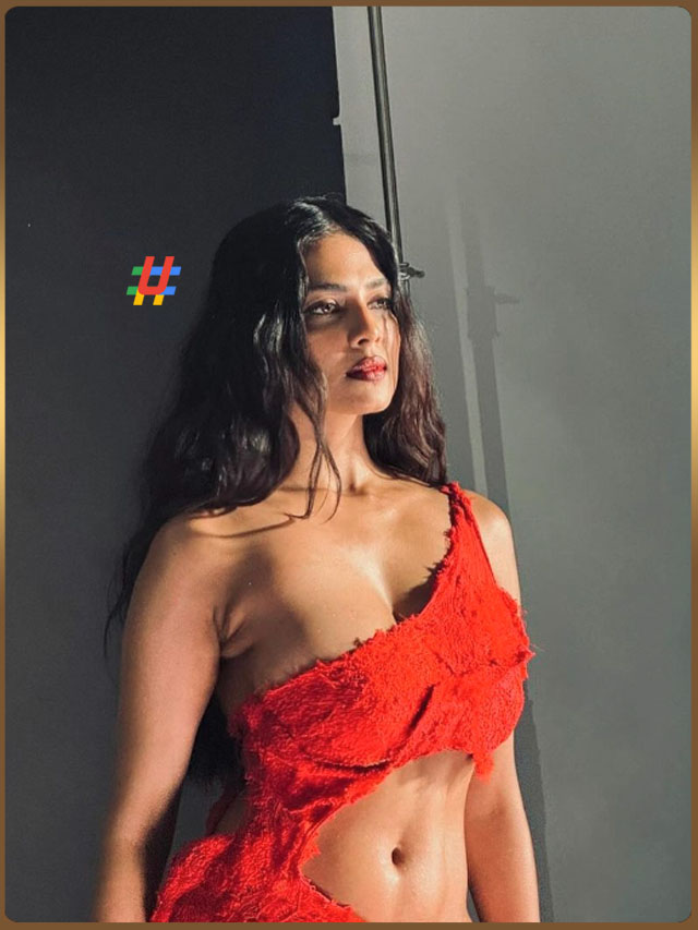Malavika (4)
