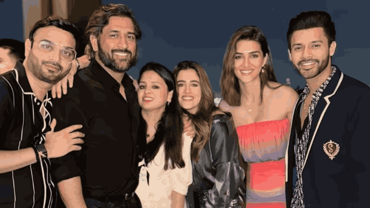 MS Dhoni Vacation
