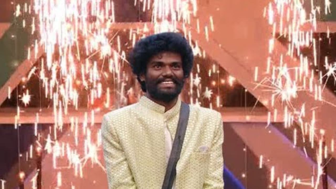 Police file a case on Bigg Boss 7 Winner Pallavi Prashanth and His Fans