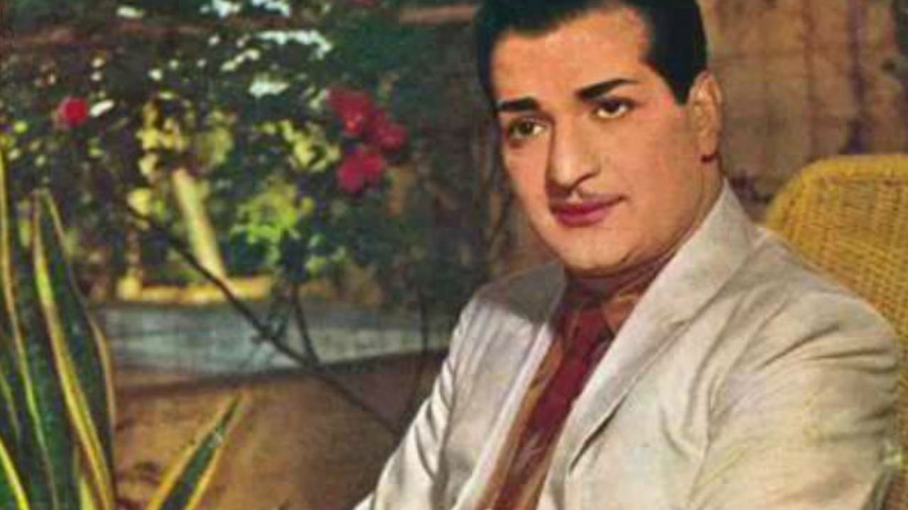 Bollywood Cinematographer Ishaan Arya Leaves Sr NTR Movie on first day due to NTR Makeup