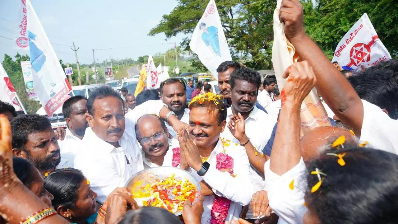 Vallabhaneni Balashowry Joi