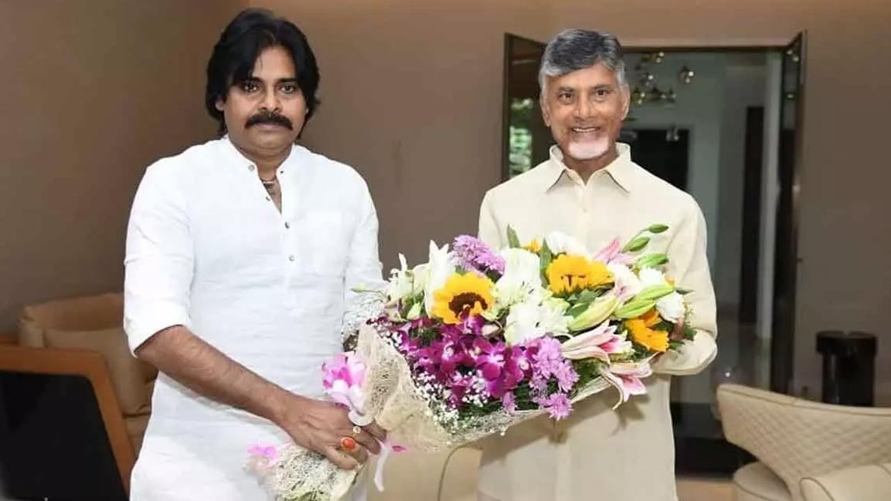 Chandrababu Naidu Meets Paw