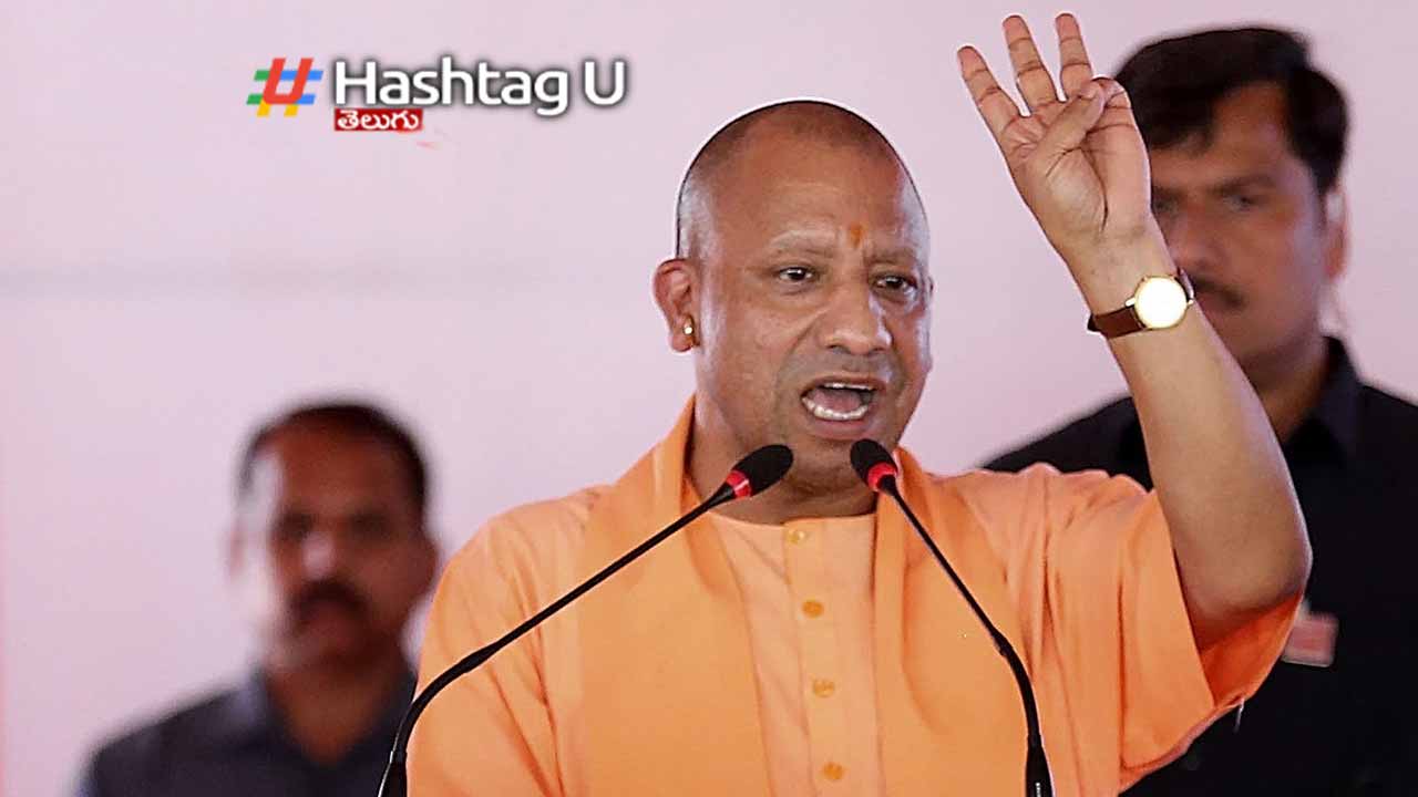 Congress gave biryani to terrorists, imposing curfew in its DNA: Yogi Adityanath