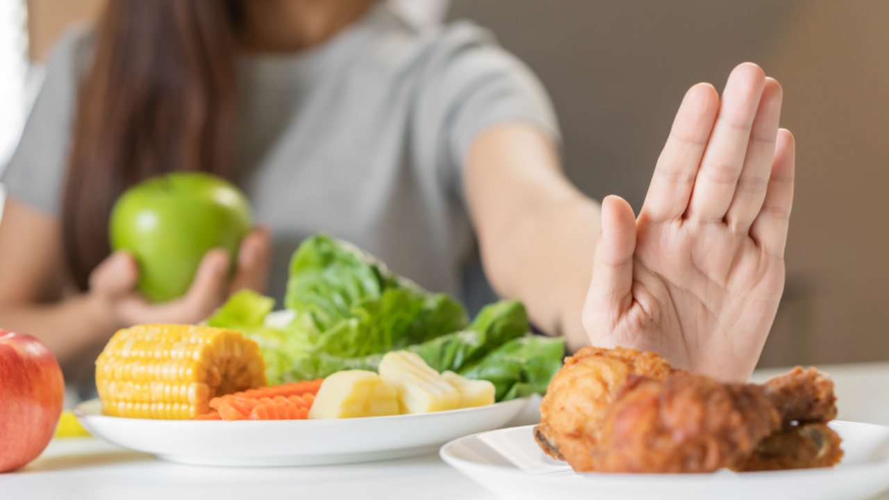 Avoid These Foods in Summer