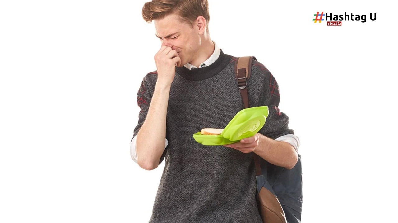 Smelly Tiffin Boxes
