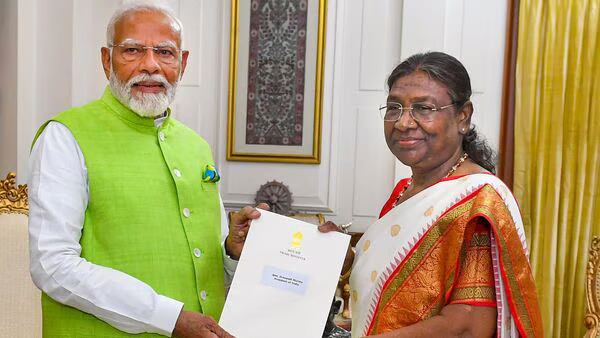 PM Modi Resignation