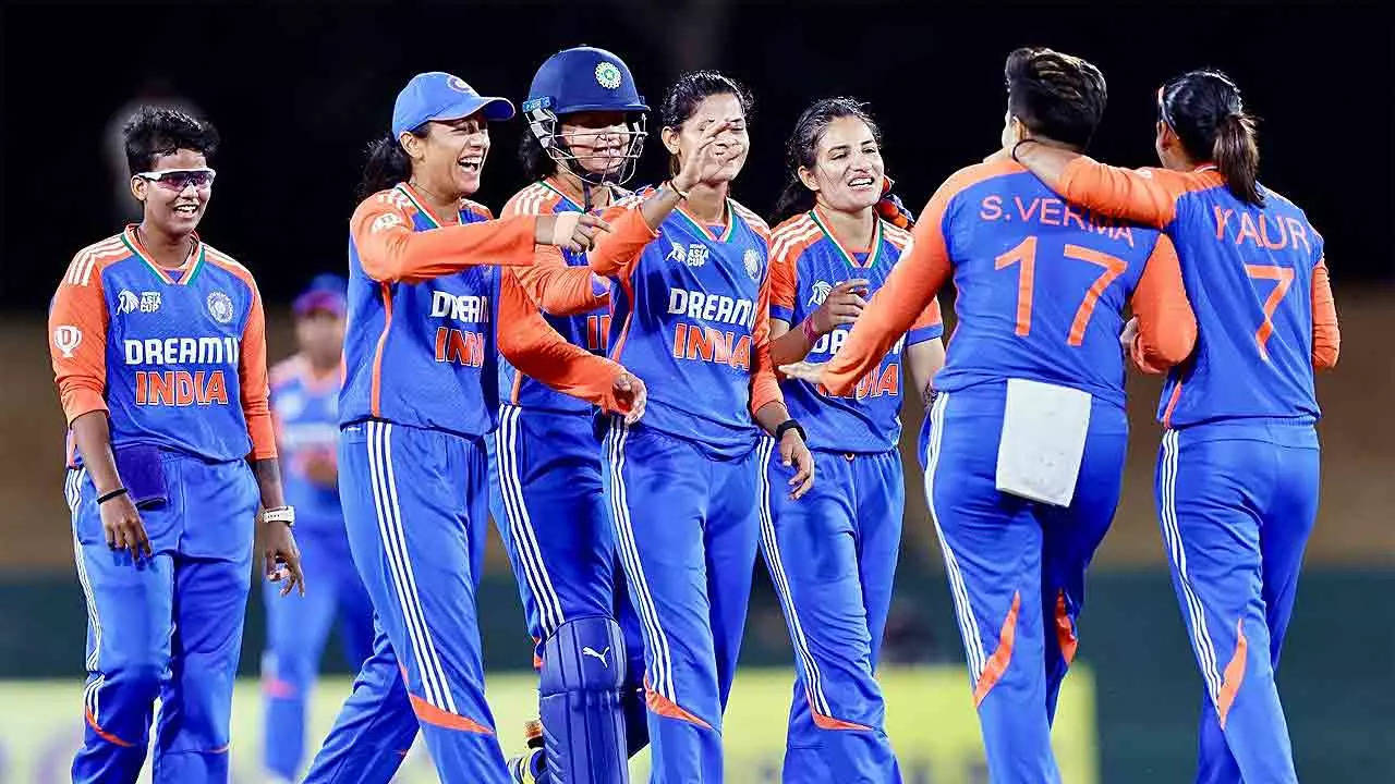 IND-W Vs BAN-W