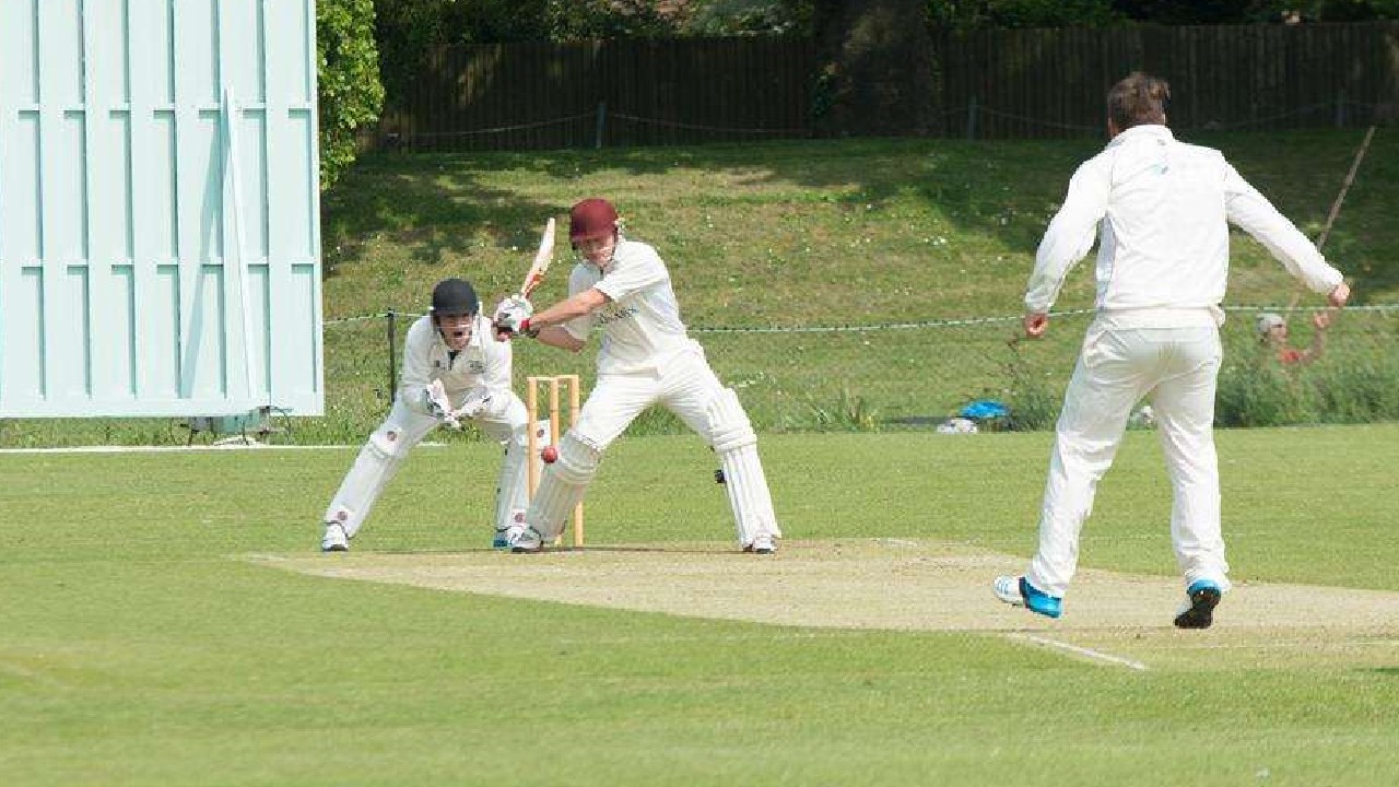 Southwick And Shoreham Cricket Club Ban Sixes