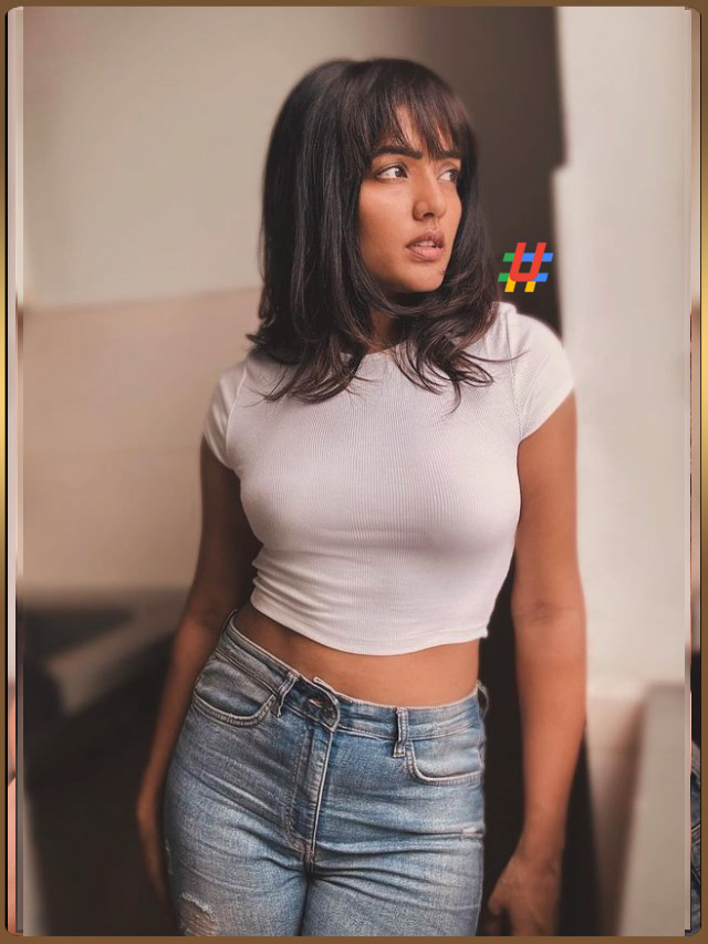 Esha (7)