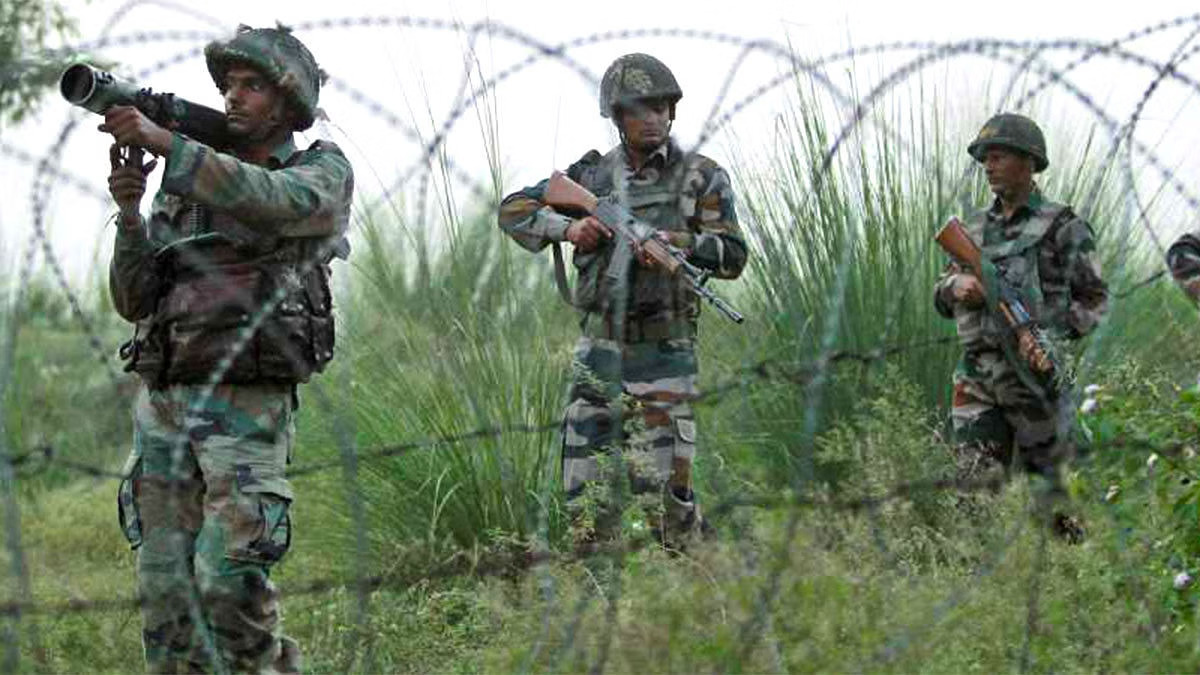 Indian Soldiers At Loc